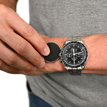 Why More People Want Wearables Without Screens or Subscriptions